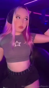 Me agarraron distraida jiji