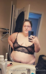 Curvysexbomb
