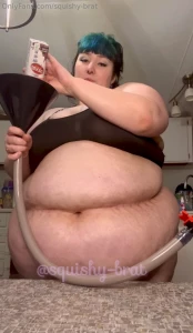 Polished off the remainder of my pizza while watching the 8 show it part 3