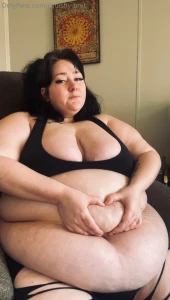 I m so proud of how my crab rangoon turned out i made 50 pieces so it part 2