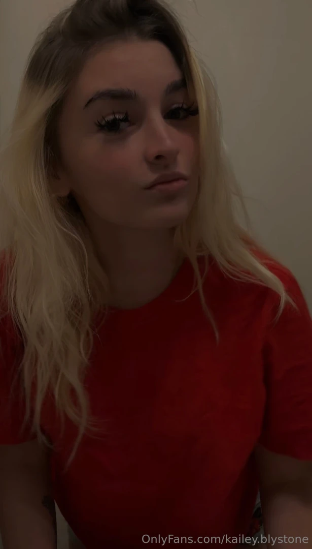 Posting later today stay tuned also my snap got deleted if you want 