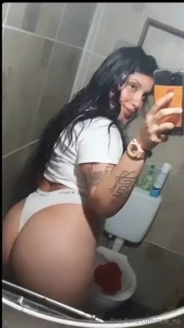 Hi i m brennnnchu i really want to know you freesubscription photos