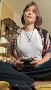 Casually playing some splatoon 3 lol- something distracting you also i