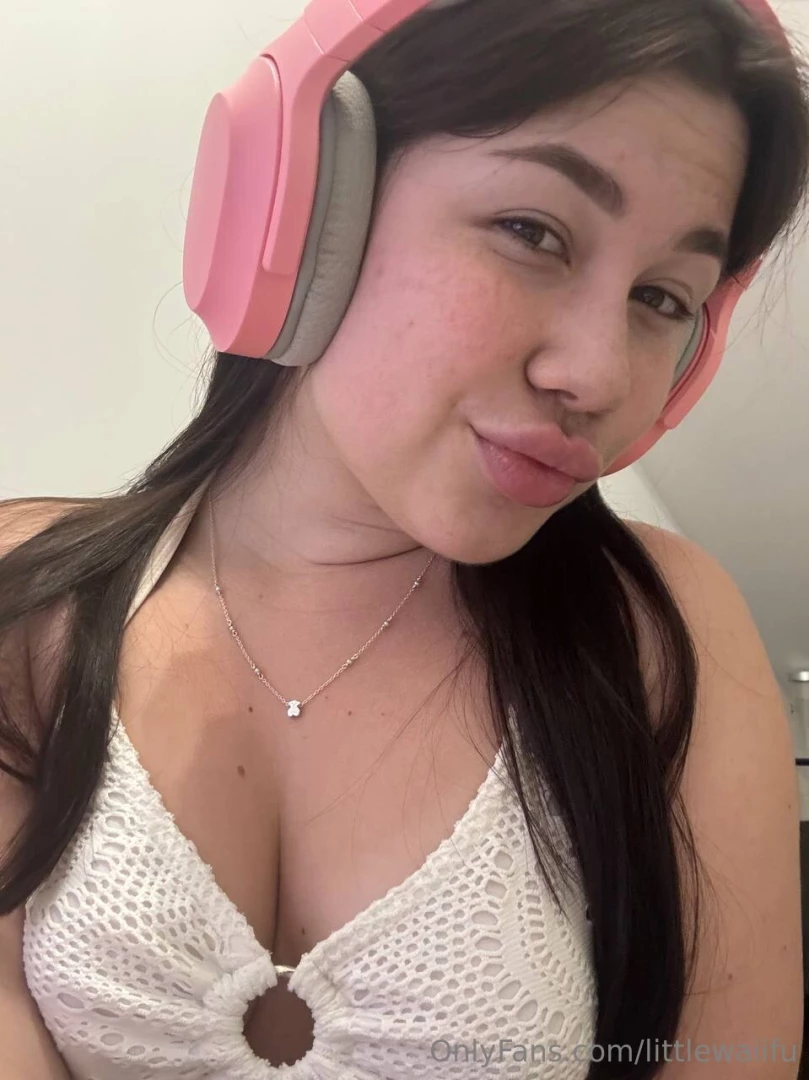 How often do you listen to music i think my life would be very 