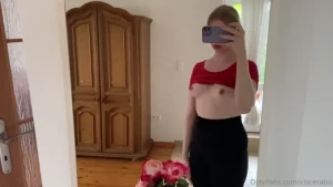 The repetitive portrait of breasts