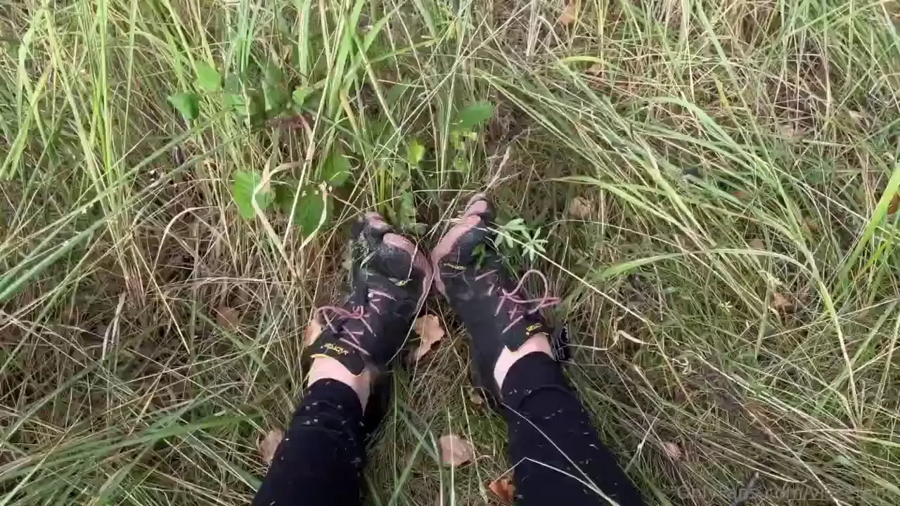 Show me your feet bb 