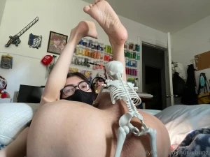 Bit of a early special since spooky month is coming and hopefully you