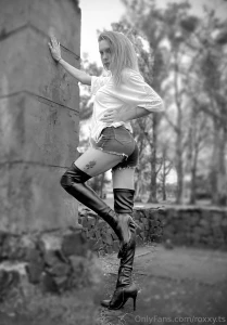 Infinitely long legs suit any shoe i d be very interested to see you