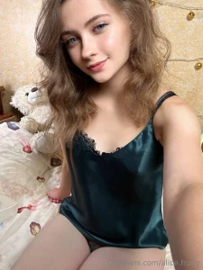 I wish you a good day and kisses