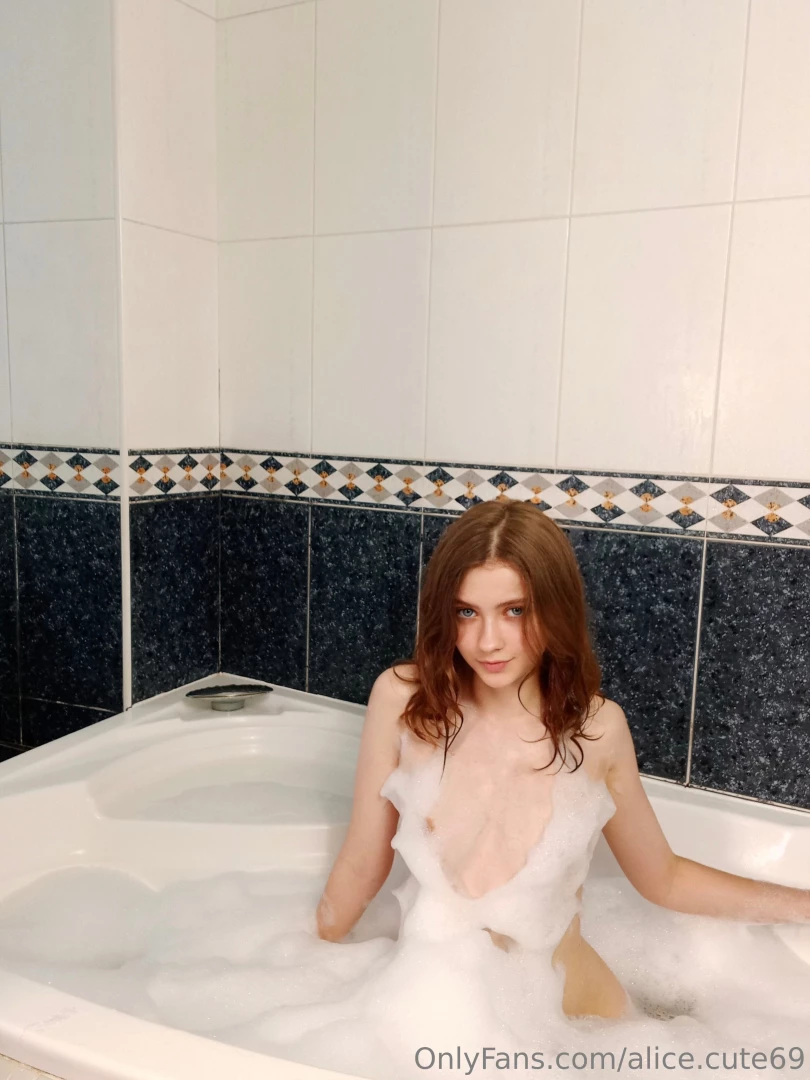 Unfortunately i m out of shower gel but i think i will have enough of 