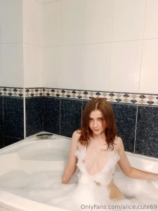 Unfortunately i m out of shower gel but i think i will have enough of