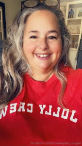 Good morning the house is still quiet and breakfast is in the oven i part 1