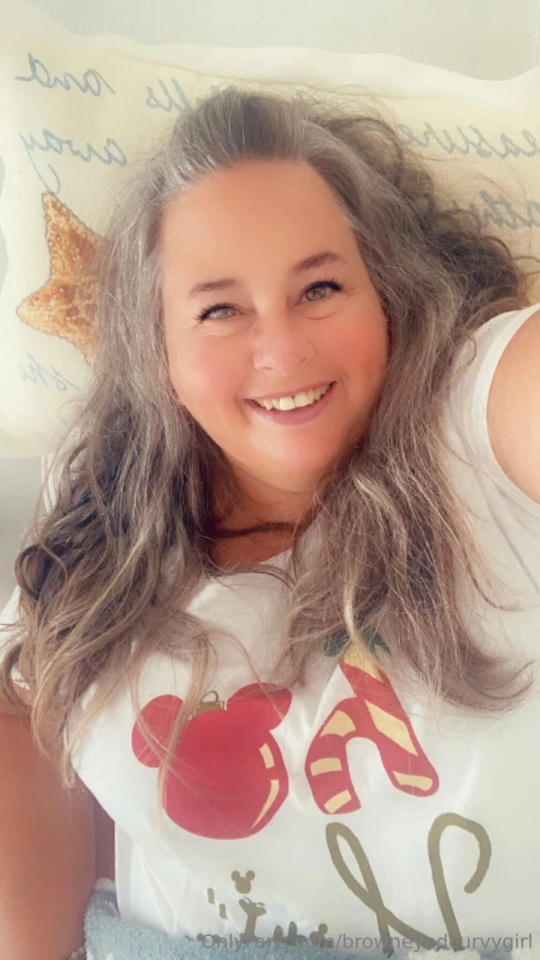 Well it s finally friday and a bit cool outside this morning i hope 