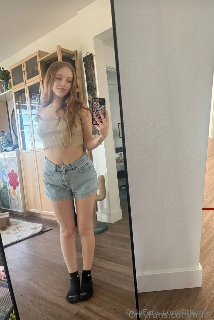 Aria_brown likes to be thrown around she might look small but she can 