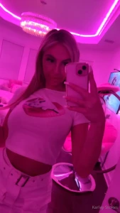 If you see this i dare you to message me part 1