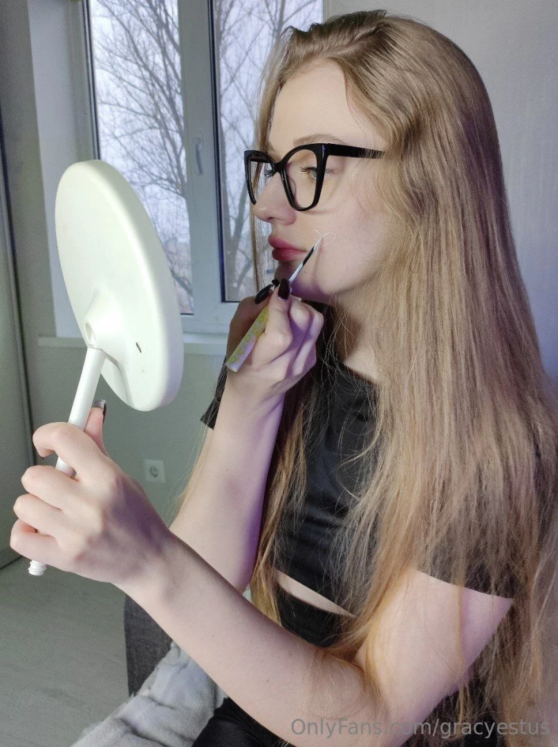 I m not a huge fan of makeup but i still like to spend some time in 