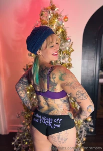 Day 21 of the panty advent-ture is here and this one is a little free part 5