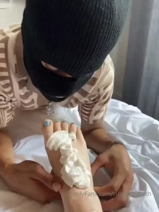 My first ever video with a fan 