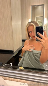 I m so exhausted today it s been such a crazy day like i didn t get a