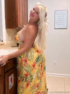 Mommy s here to make your day a little brighter