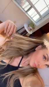 Feed selfie hiiiiii send me a in my messages when you see this for