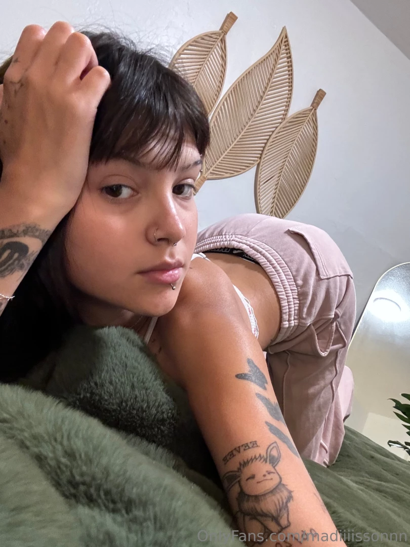 Hey can u like hit it from the back or smt please 