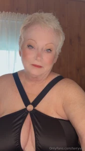 One day i ll get fucked both ways dm me how much you d be willing to part 2