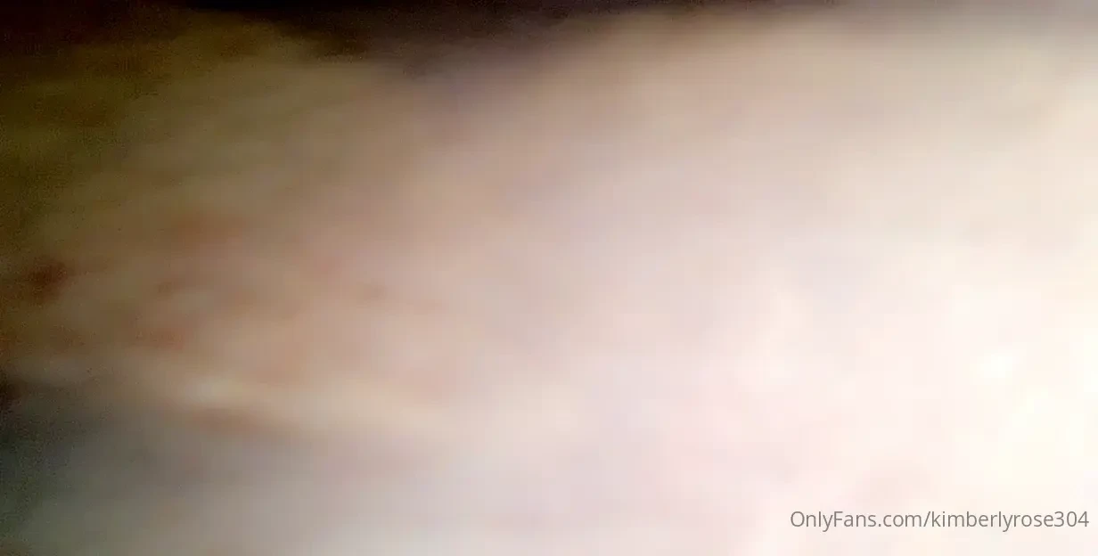 I love to rub baby oil all over and than play with myself 