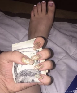 Who wants to suck on toes
