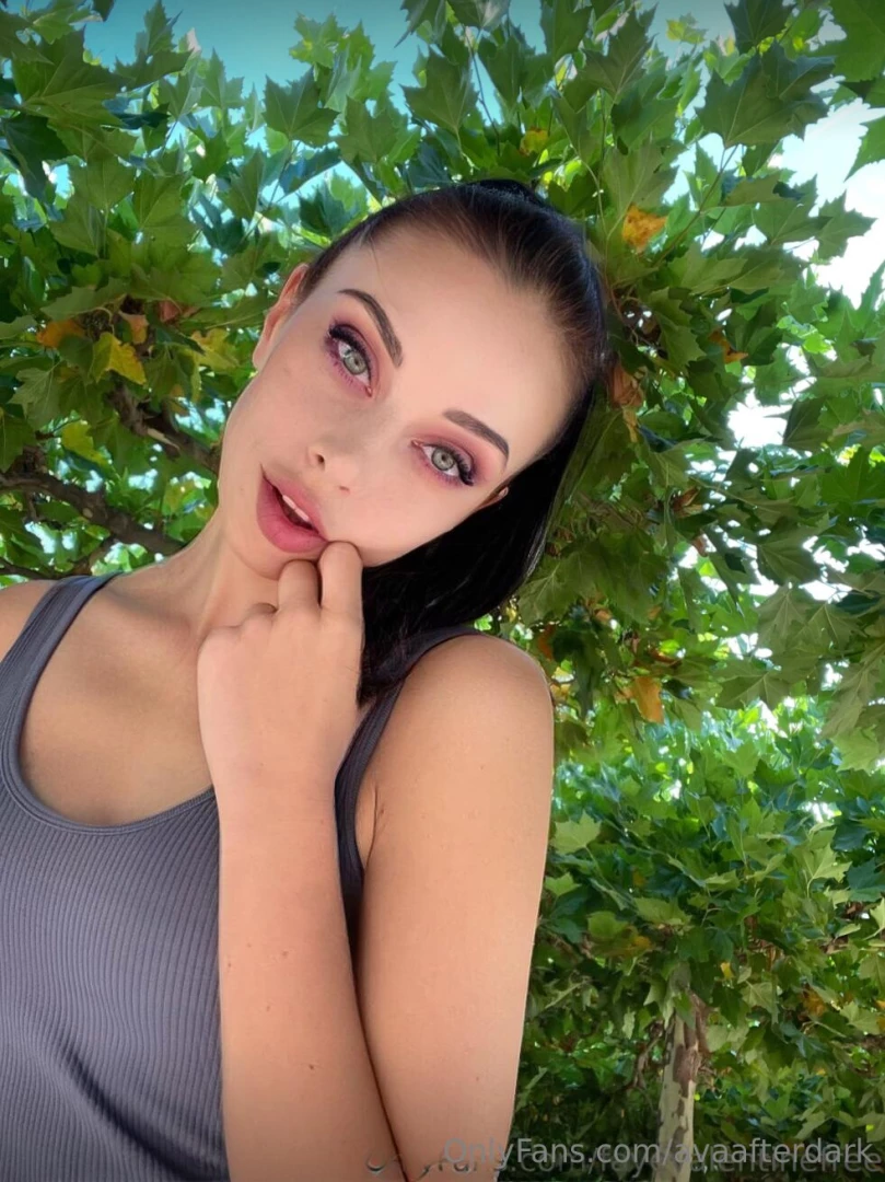 Stop scrolling she fayevalentinefree your cock more than ever this part 1 