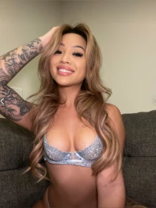 Let him fuck raw tonight his dick was so fucking deep in me love deep