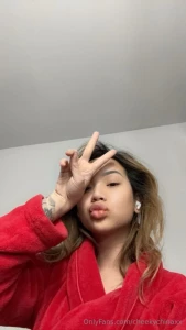 Can t sleep baby come play