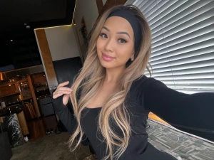 Went crazy on my pussy with my brand new dildo i was so horny all day part 1