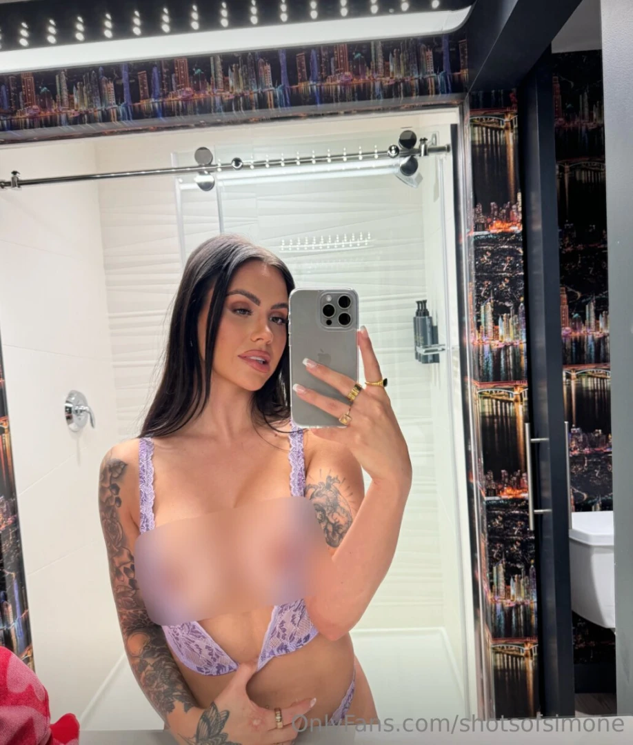 Uncensored version in your dm s right now 