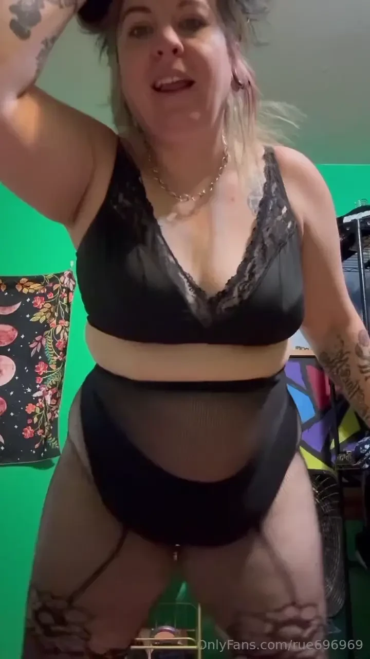 Jiggle jiggle part 297 