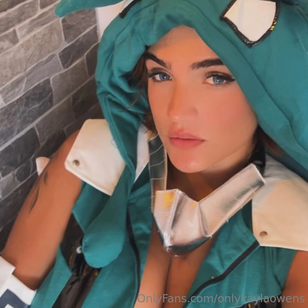 Am i your favorite cosplayer now part 1 