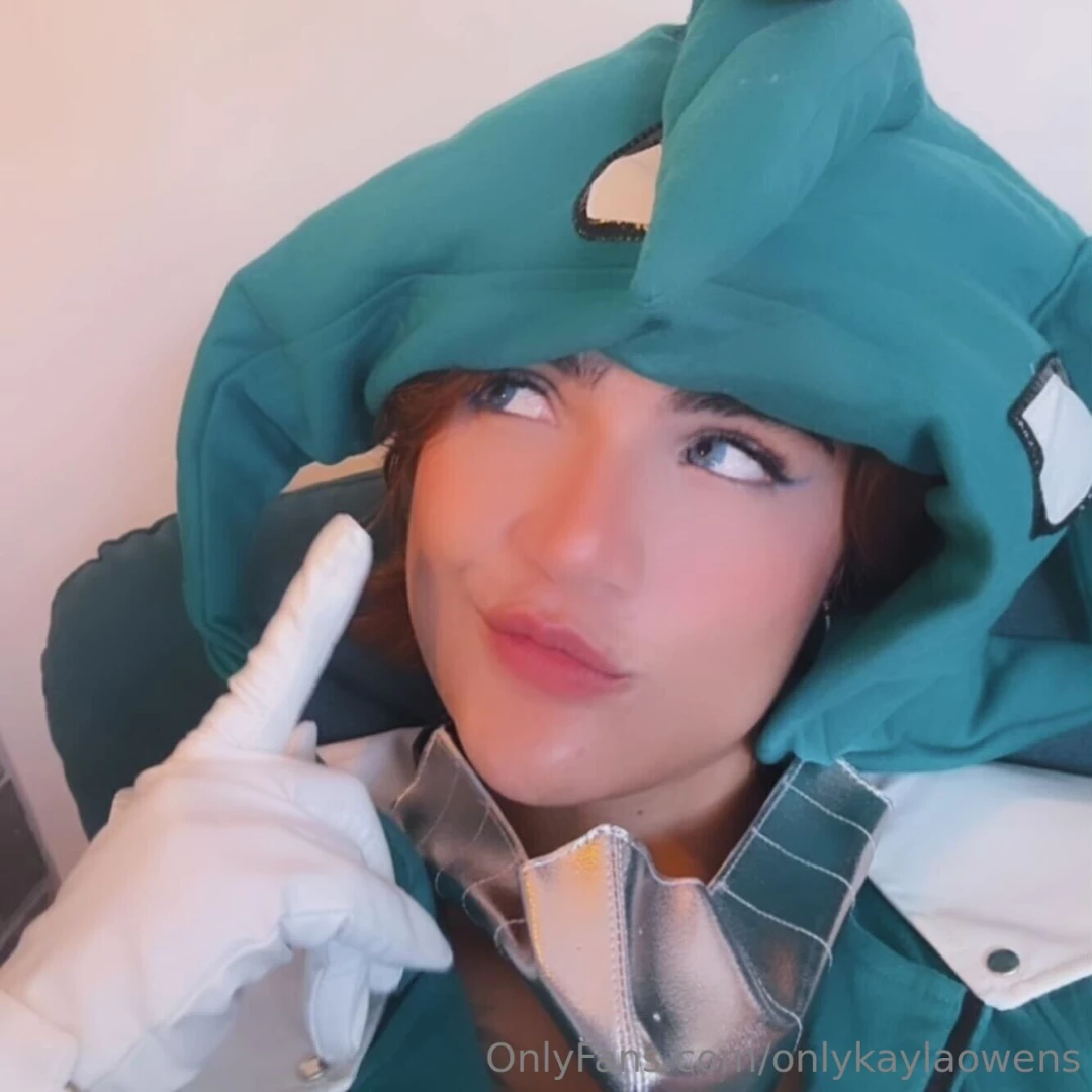 Am i your favorite cosplayer now part 2 