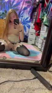 New maid outfit check your dms for the rest of this set including a