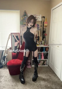 Could i step on your balls pretty please part 1
