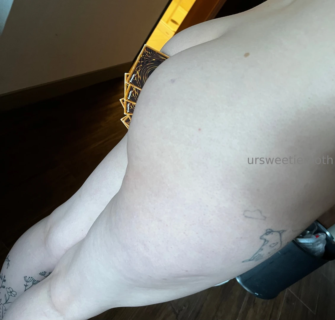 I love playing with cards 