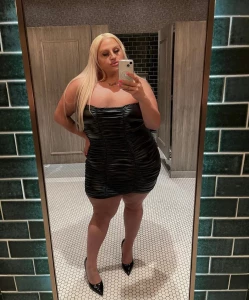 The transexual queen of las vegas she gets dressed up all slutty just