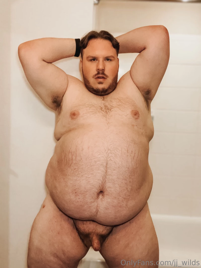 Quick little jerk off before my shower but decided to save the cum for 