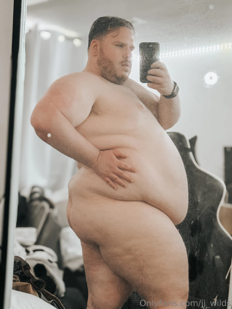 Showing off my new haircut 