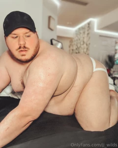 Waiting for you to get behind me and play with my ass eat it slap it