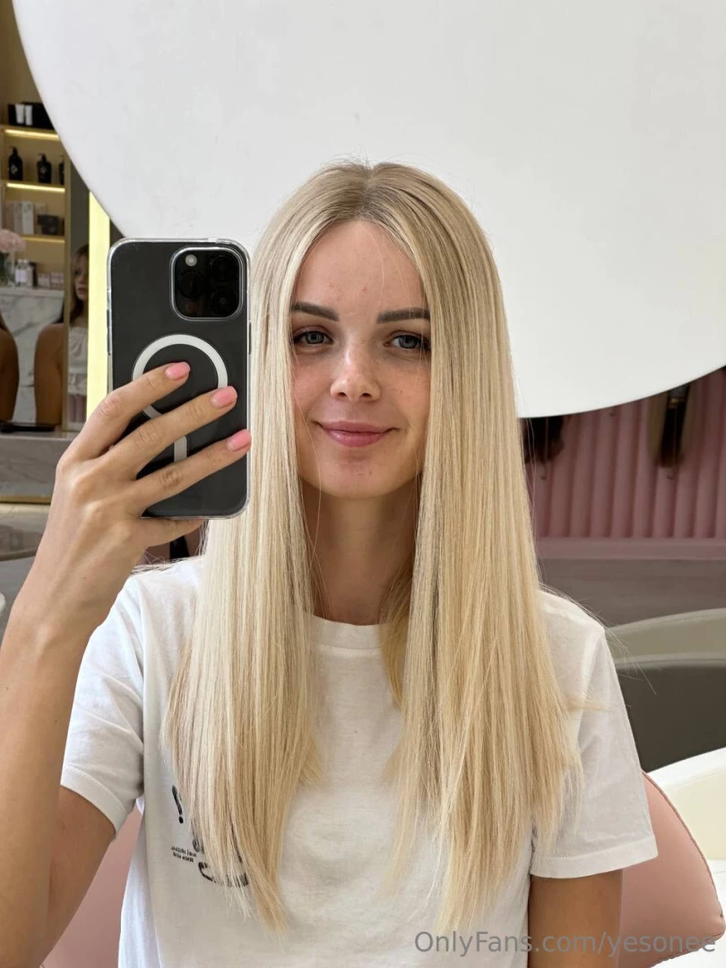 Let s exchange selfies 