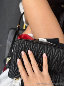 Do you like the pink color of nails write to me in dm your favorite