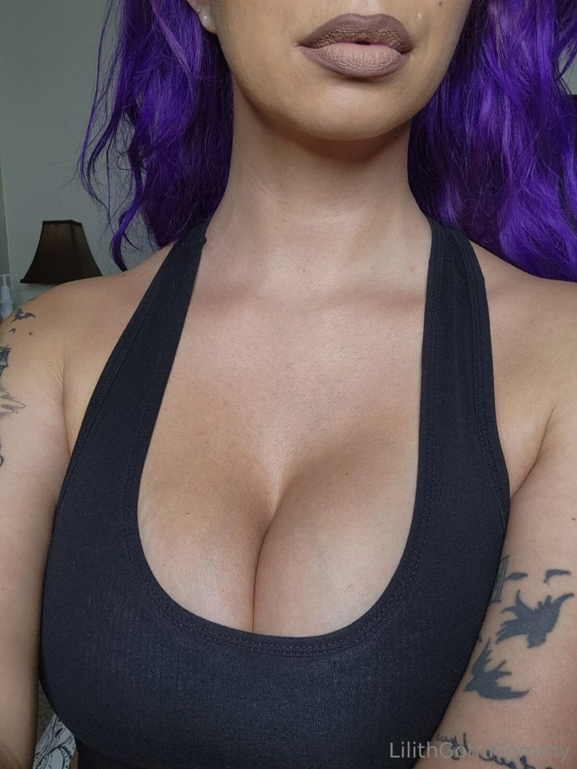 Who needs a pillow when these are the perfect spot to rest come see 