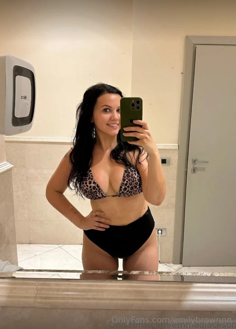 An you be the one to cum on mommy emmaajackson hot body emmaajackson part 9 