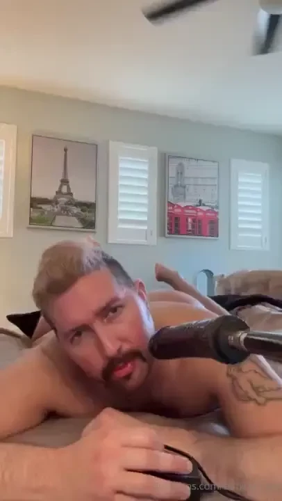 I m working in my full video with my new fuck machine and i get really 