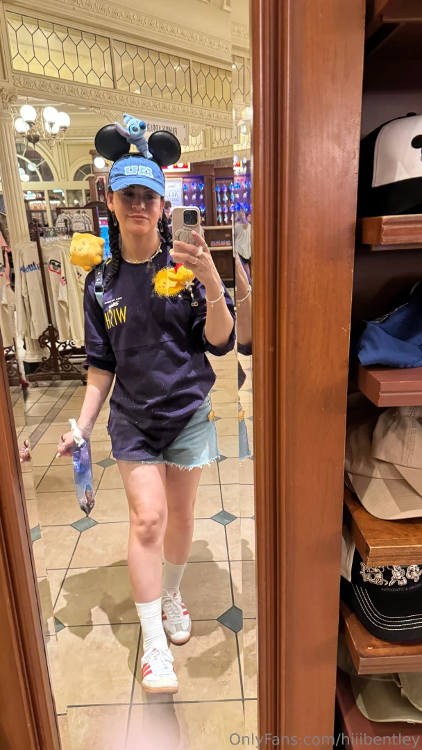 I m a disney girl 